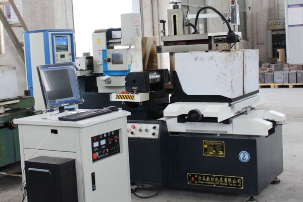 Die processing equipment